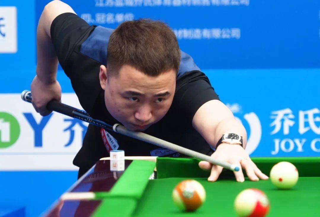 一個思考的 一個思考的