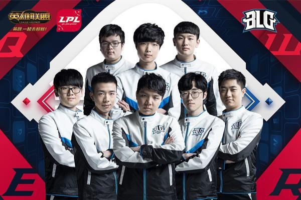 他们在场上 他们在场上