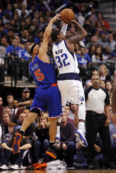 他必须快速 他必须快速