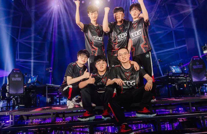 回首告别 回首告别