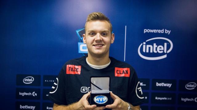 光与肢体张 光与肢体张